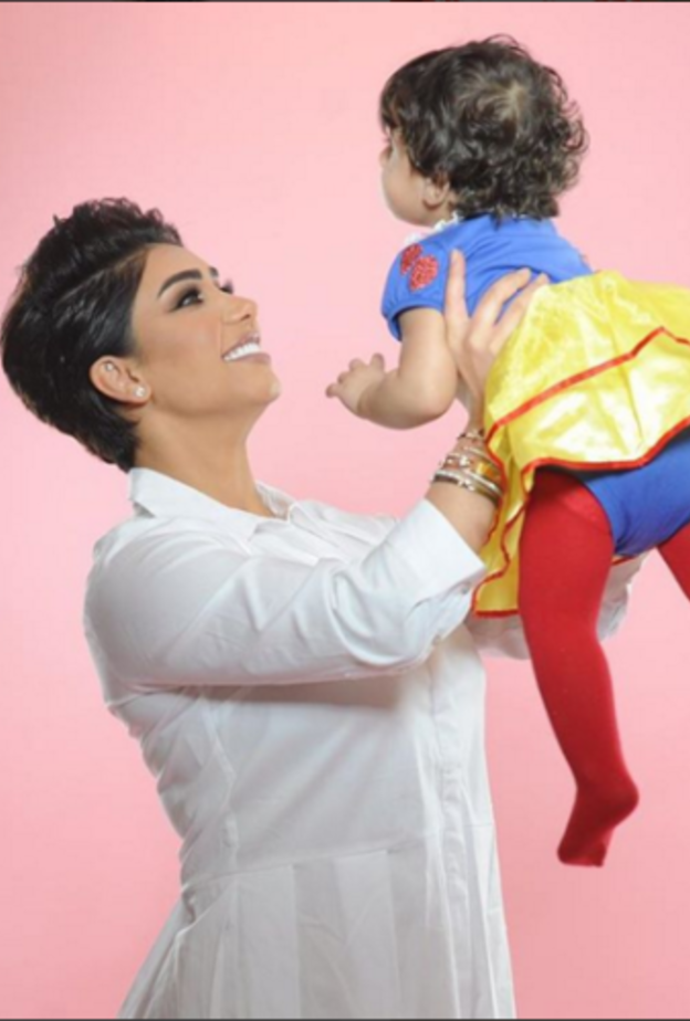 بالصور: تعرفوا على توائم ابناء النجوم العرب