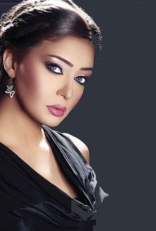 أفيش مسلسل أريد رجلا 