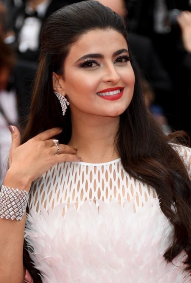 عقد ماسي من طبقات من ميسيكا Messika