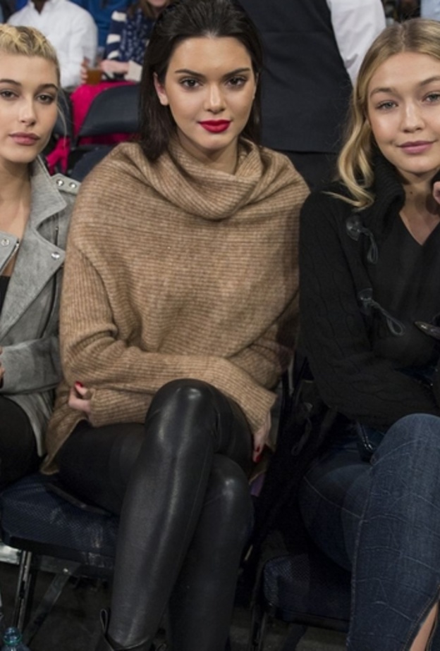 هايلي بالدوين تعترف بتفوق كيندال جينر وجيجي حديد