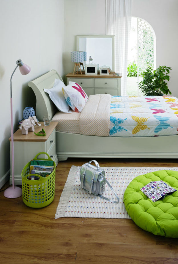 صندوق لتخزين الكتب والحاجيات من هوم سنتر