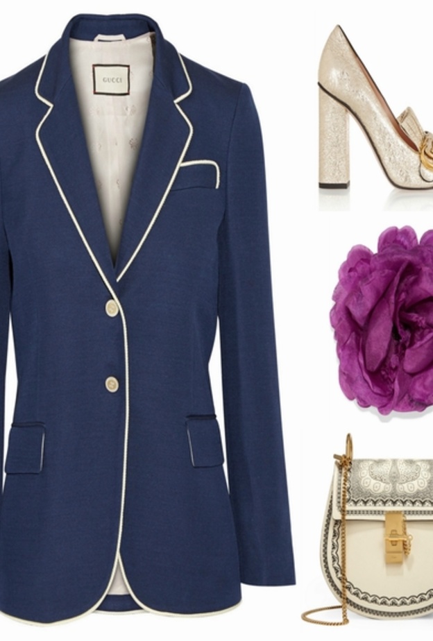  نسقي البليزر مع الجينز وصندل كعب عالي