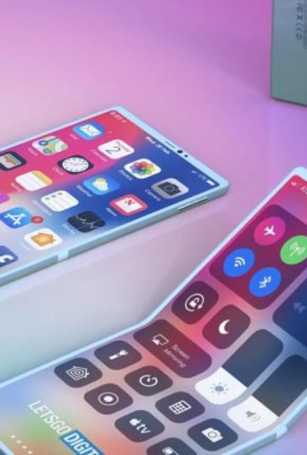 آبل تطرق باب الهواتف القابلة للطي