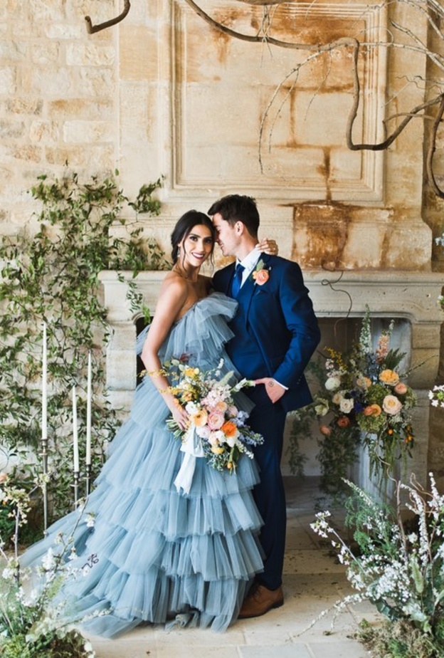 أفكار ديكور رائعة باللونين الأزرق والأبيض لحفلات الزفاف