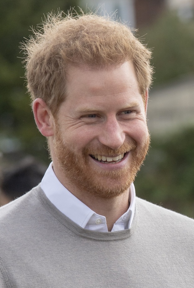 العائلة المالكة البريطانية تهنئ الأمير هاري بعيد ميلاده 37