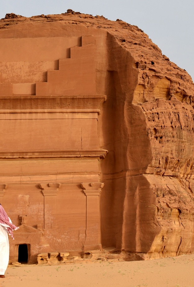 المواقع الأثرية في العلا ruins of Al Ula