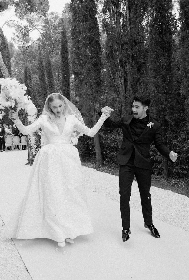 جو جوناس Joe Jonas وصوفي تيرنر Sophie Turner