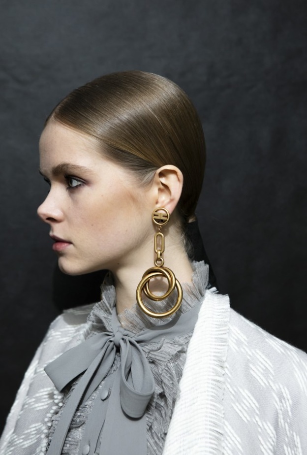 من عرض Elisabetta Franchi