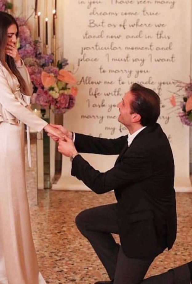 فاليري ابو شقرا اثناء طلب يدها- انستغرام فاليري