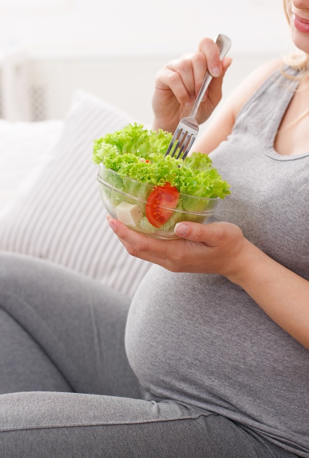 فوائد الخس للحامل في الشهر السادس