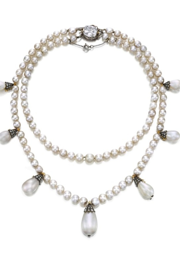 قلادة ملكية من شوميه Chaumet في مزاد Sotheby’s في هونغ كونغ