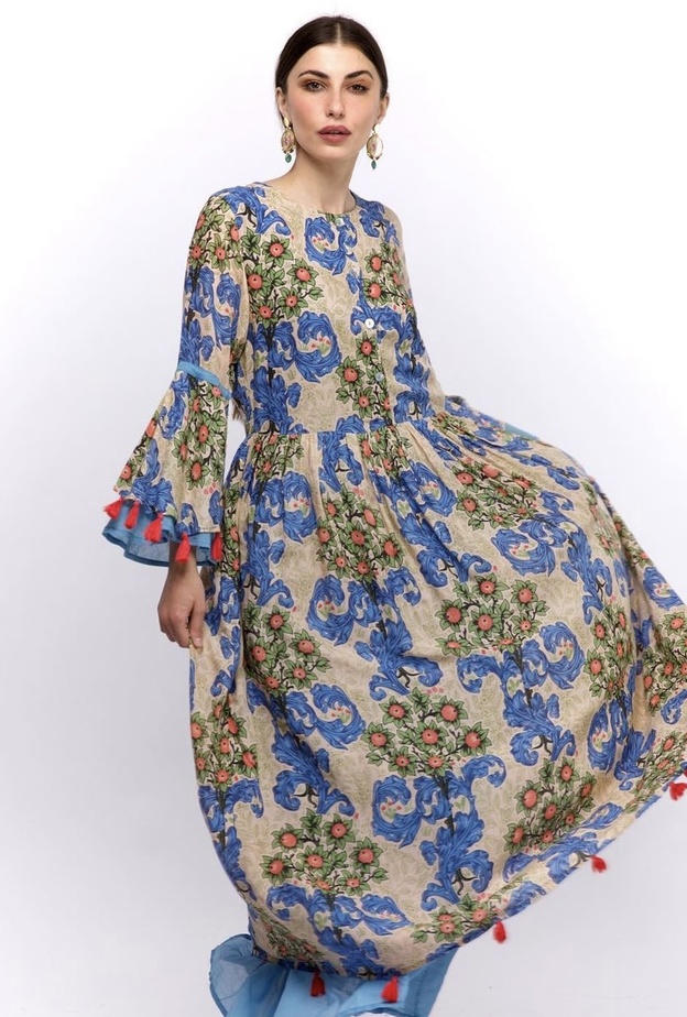 من المصممة السعودية دلال الملوح