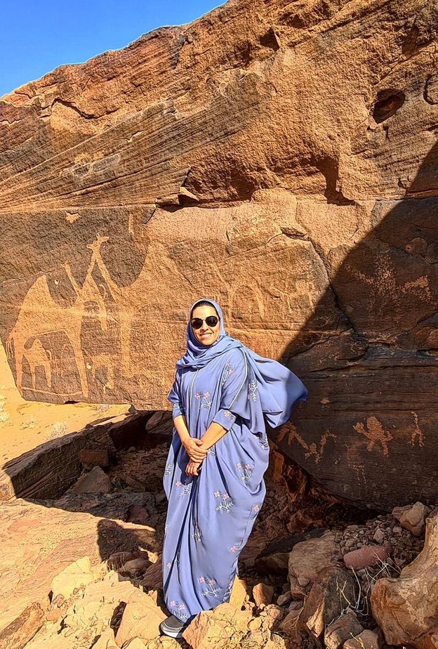 من حساب انستقرام منى الطريف وزيارتها لموقع الشويمس