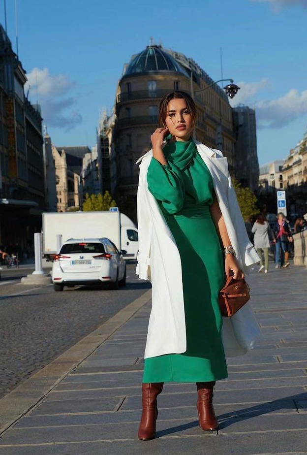 موضة الفستان الاخضر من اطلالة الفاشينيستا نجود الرميحي
