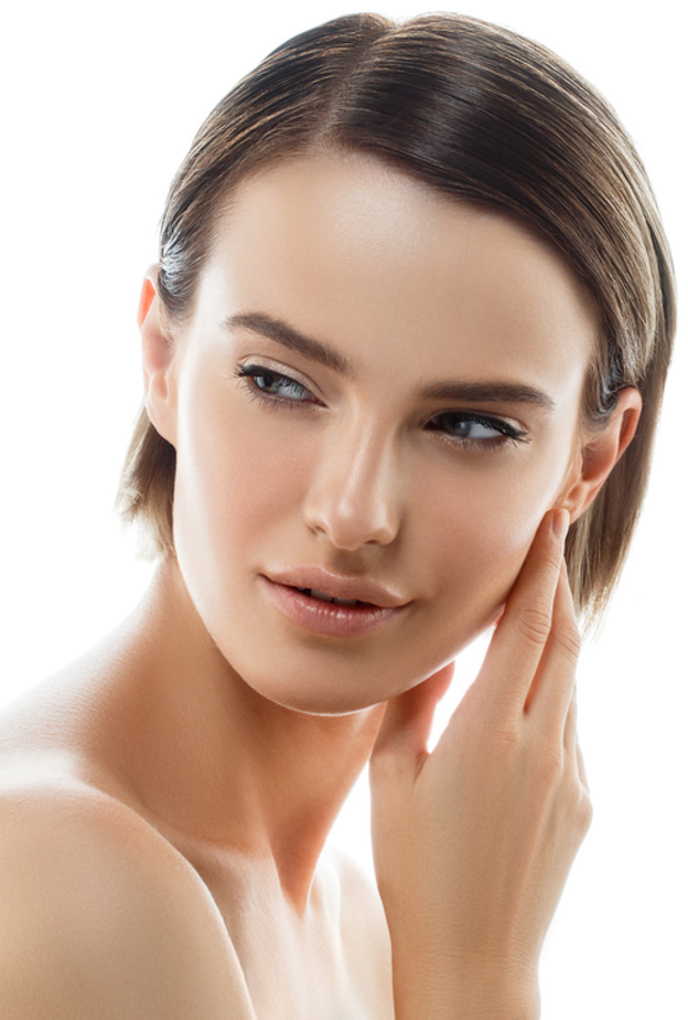 أفضل زيوت طبيعية لتفتيح الجسم بعد إنتهاء موسم الصيف