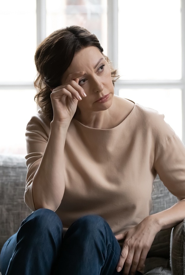 10 نصائح ذهبية للمرأة لتجاوز اكتئاب سن اليأس