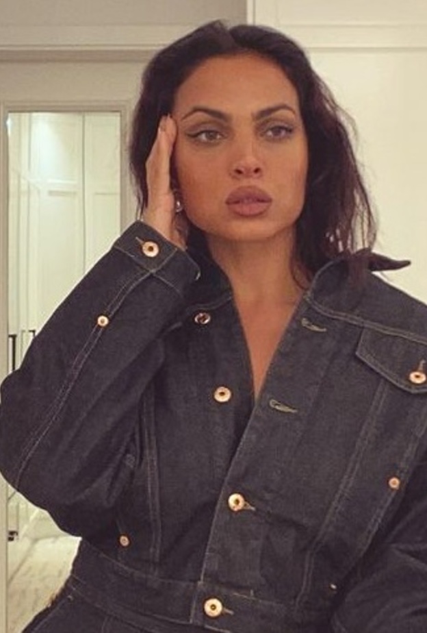 أناقة مارتا حامد طليقة زوج أصالة الجديد الملقبة بشبيهة أنجلينا جولي 2021