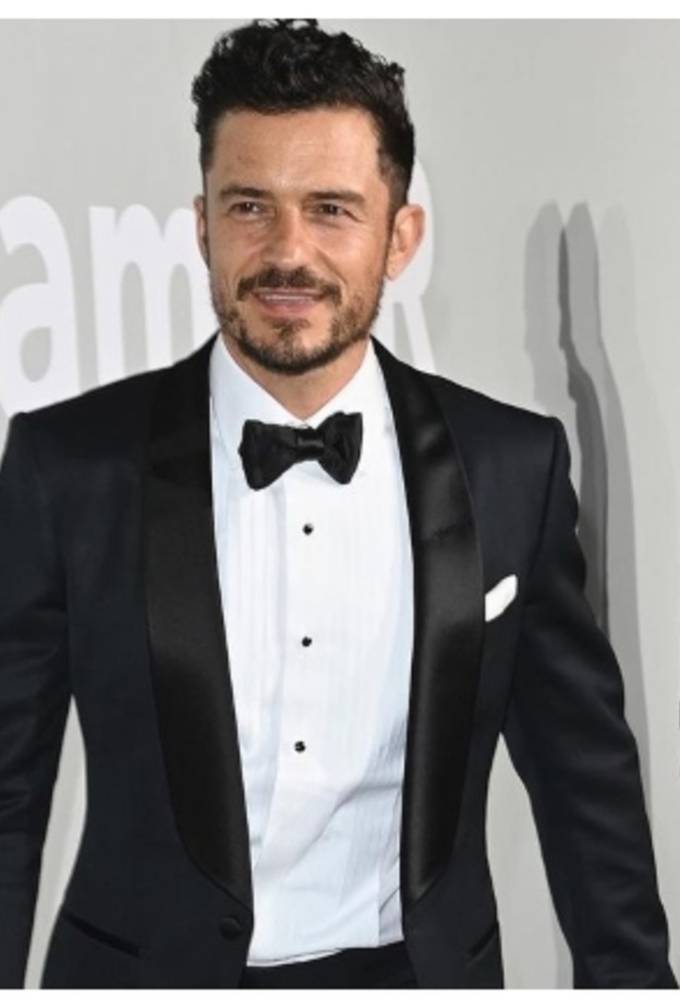 أورلاندو بلوم يثير إعجاب المتابعين