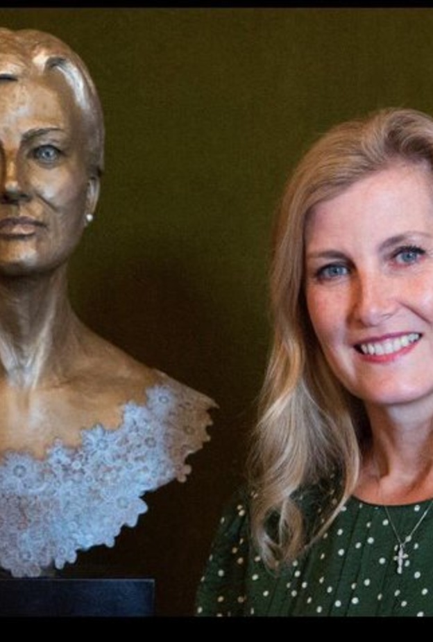 بتمثال لها.. كيف صنعت الكونتيسة صوفي التاريخ؟