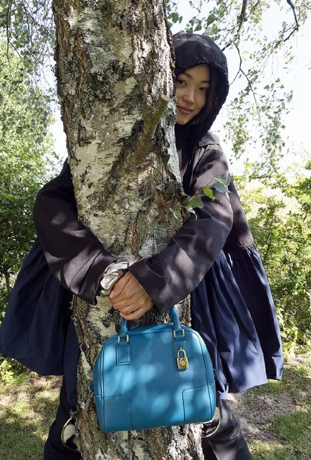 LOEWE تدعوكم للترحيب رحبوا بحقائب Amazona