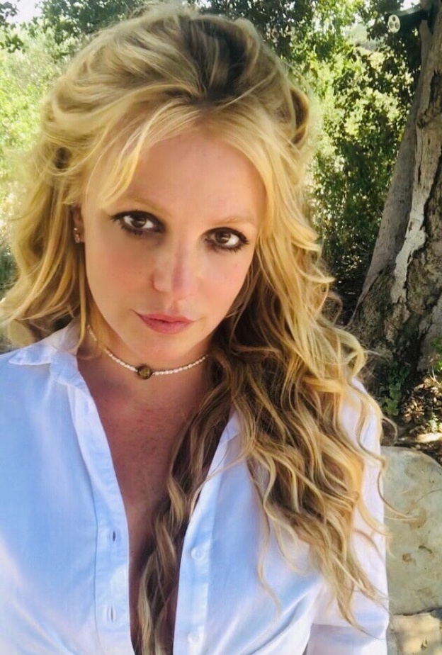  رسميًا.. عزل والد بريتني سبيرز من الوصاية عليها