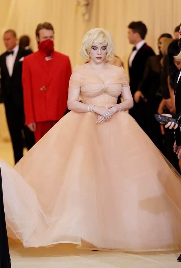 أبرز اللقطات من ظهور المشاهير في حفل ميت غالا 2021