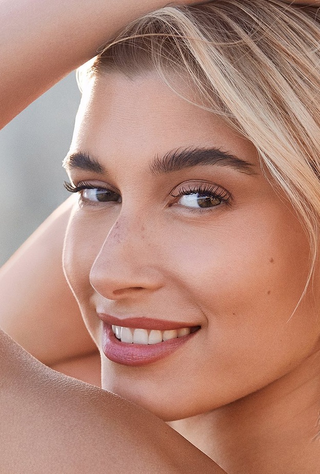 هايلي بالدوين ترد على شائعات إساءة معاملة جاستين بيبر لها 