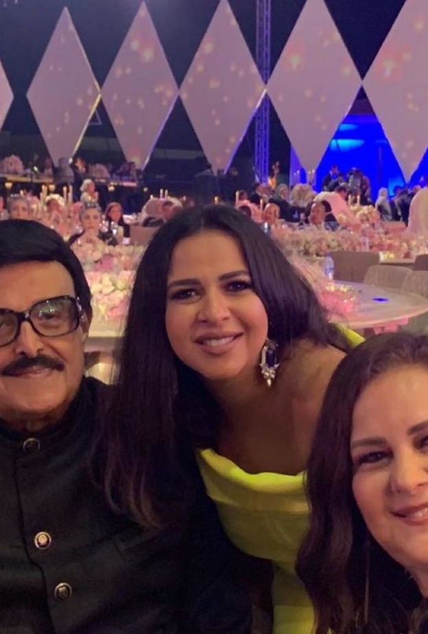 إيمي مع والديها الراحلين سمير غانم ودلال عبد العزيز