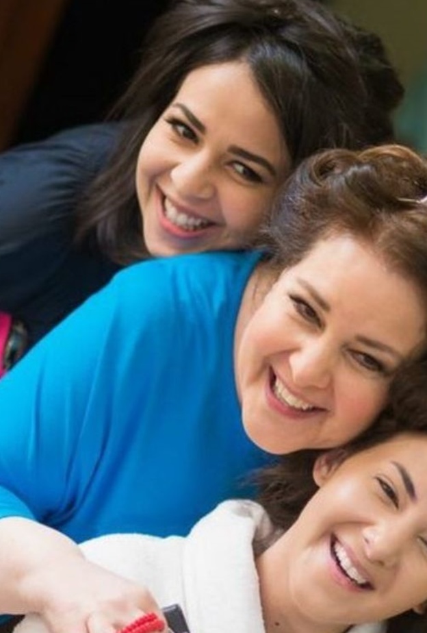 دنيا وايمي سمير غانم ودلال عبد العزيز