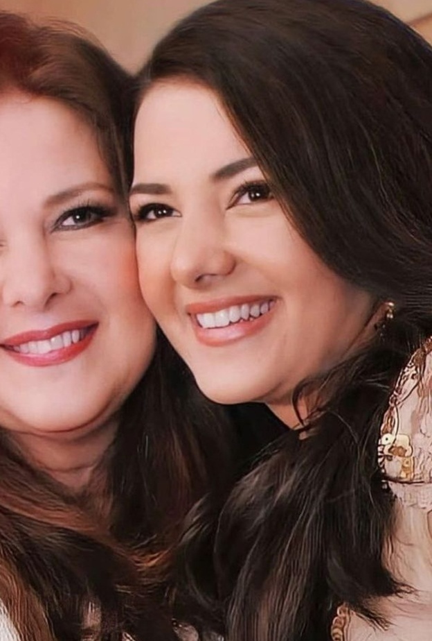 دنيا سمير غانم ودلال عبد العزيز- صورة من حساب دنيا سمير غانم على انستقرام