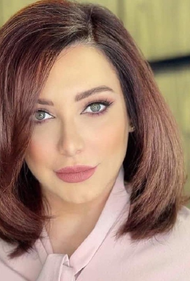 سلاف فواخرجي- صورة من حسابها على انستقرام