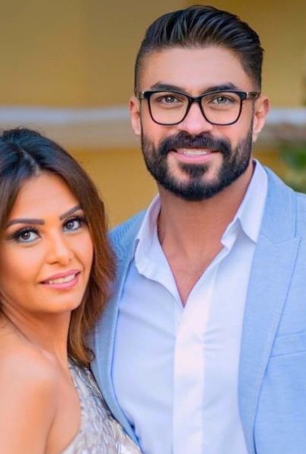 خالد سليم يحتفل بعيد زواجه الـ10 ويوجه رسالة رومانسية لزوجته