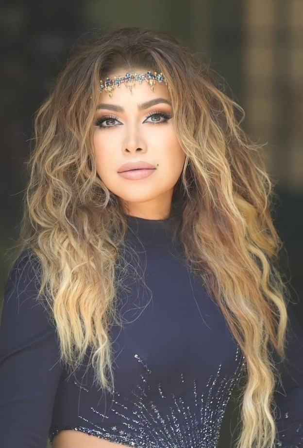 نوال الزغبي بالشعر الهايلايت