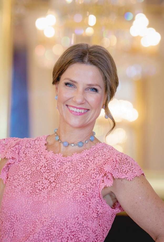 الأميرة مارثا لويز تحتفل بعيد ميلادها الخمسين