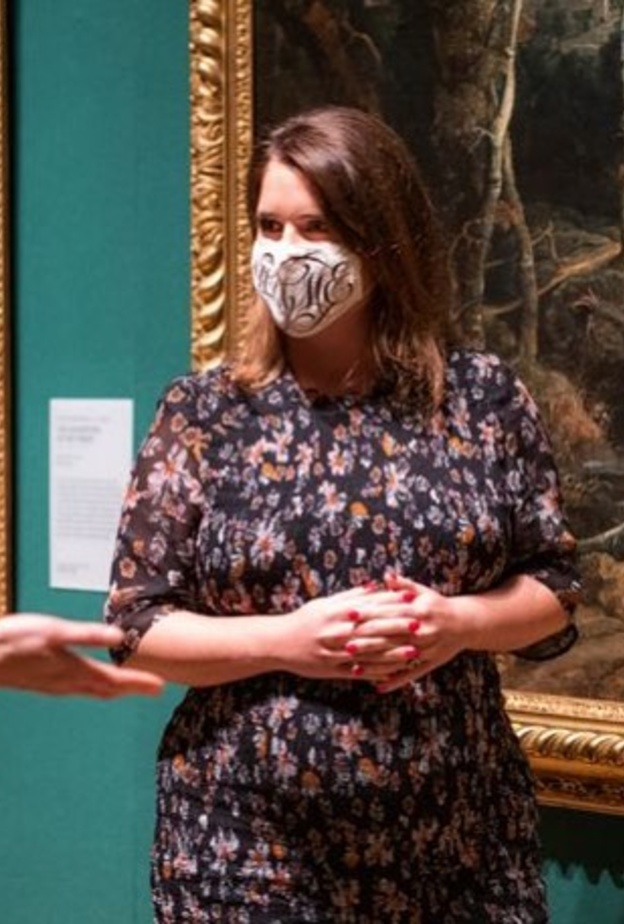 الأميرة يوجين تنشر صورا لها لم تشاهد من قبل