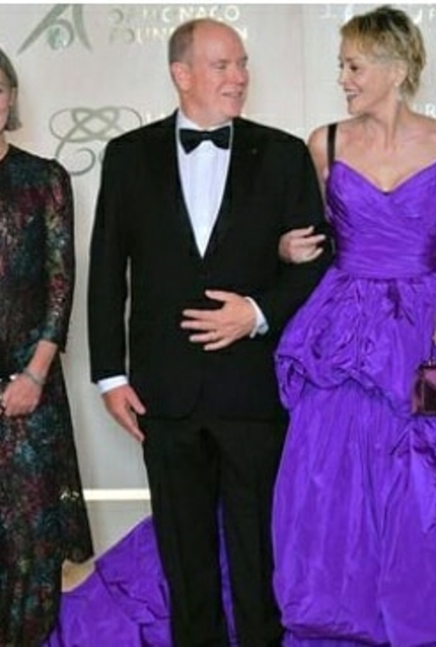 الأمير ألبرت في حفل خيري جديد لصالح البيئة بصحبة نجوم ومشاهير من بينهم شارون ستون