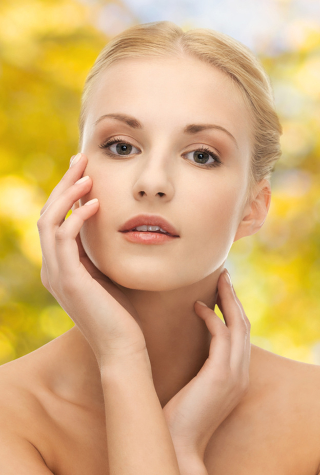 فوائد زيت اللوز لجمال البشرة في فصل الخريف