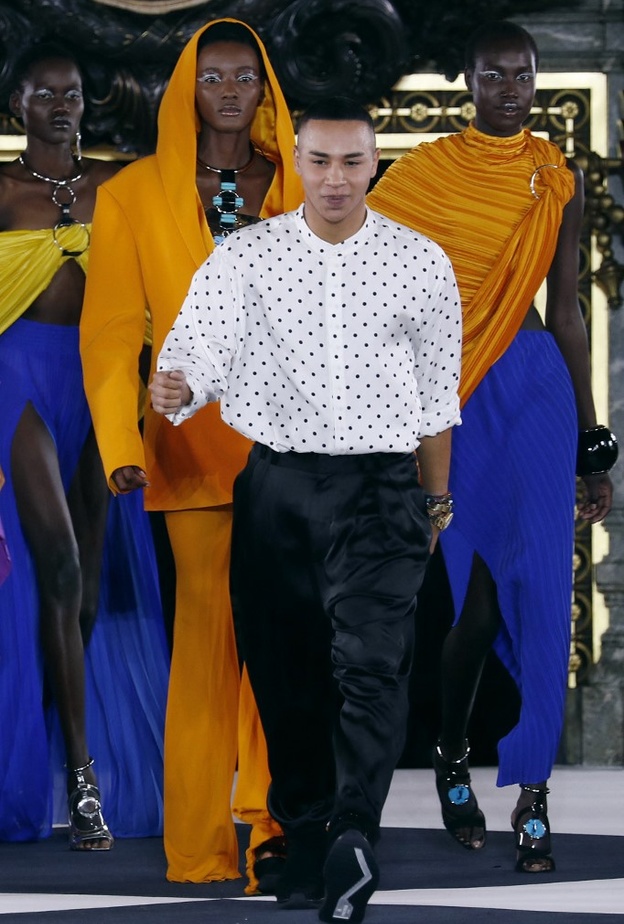 أبقى المصمم علاجه سرياً عازياً السبب إلى الهوس بالكمال الذي تشتهر به الموضة ومخاوفه الشخصية