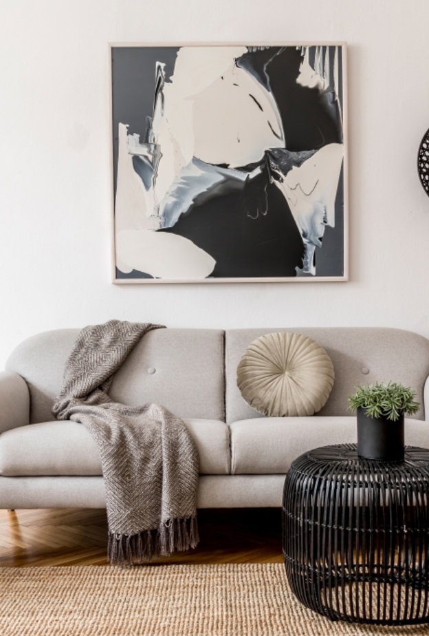 أثاث غرفة معيشة بألوان البيج والأسود