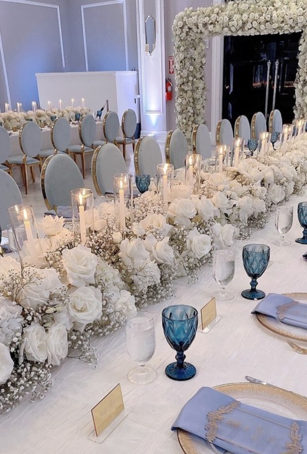 أفكار رائعة لقطع الديكور المركزي لطاولات الزفاف بنبات القطن