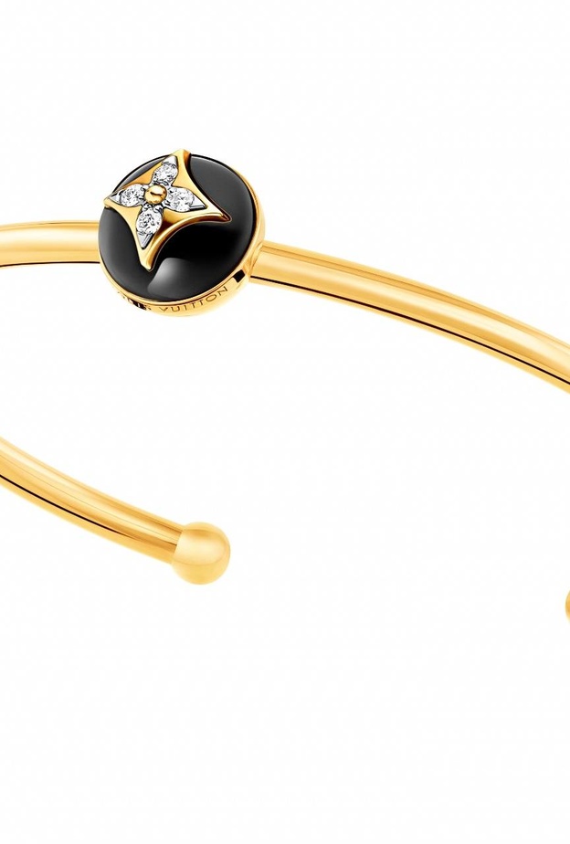 اسوارة من لويس فويتون Louis Vuitton