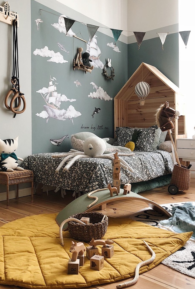 الأخضر الباهت يضفي سحر الطبيعة على ديكور غرف الأطفال