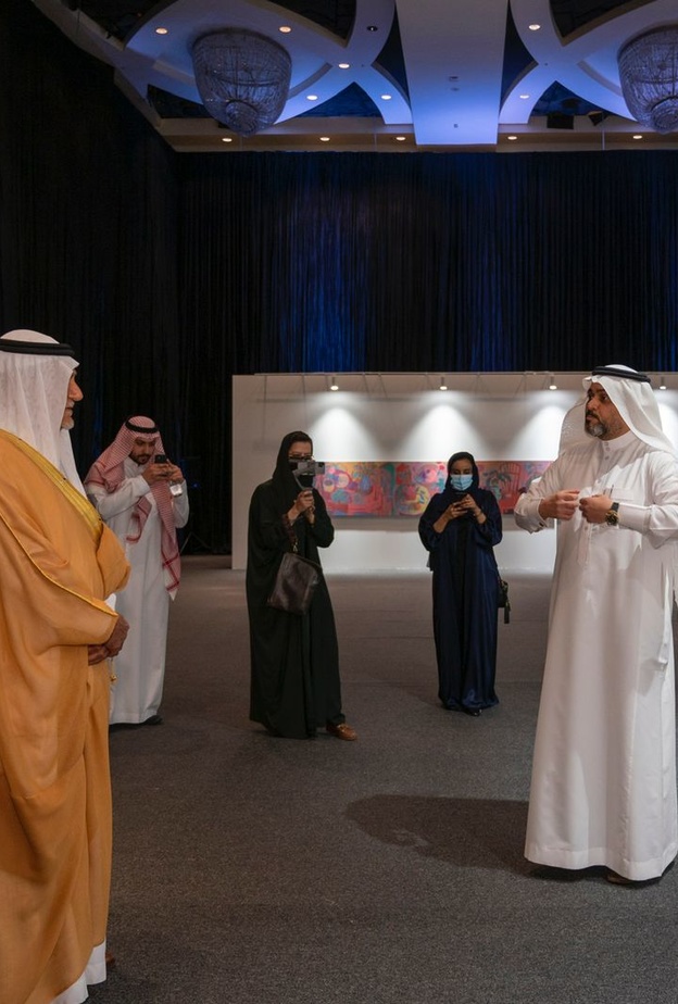 الأمير تركي الفيصل والأميرة لمياء بنت ماجد في افتتاح معرض موسم الفن - المصدر مونو جاليري