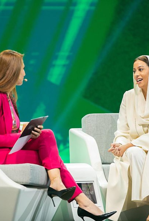 الأميرة نورة بنت فيصل خلال جلسة بعنوان مستقبل مستدام للأزياء الصورة من واس