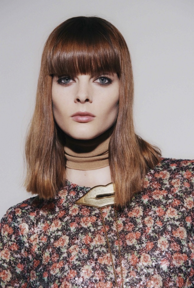 الوان شعر بتدرجات اللون البني الداكن والشوكولا من Victoria Beckham