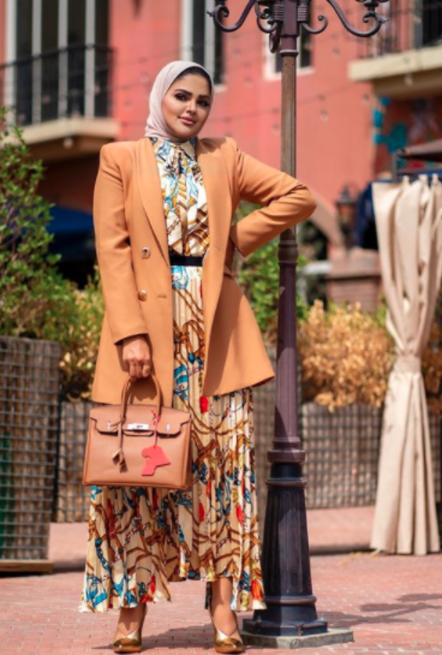 ملابس محجبات أنيقة مستوحاة من اطلالات حبيبة العبدلله
