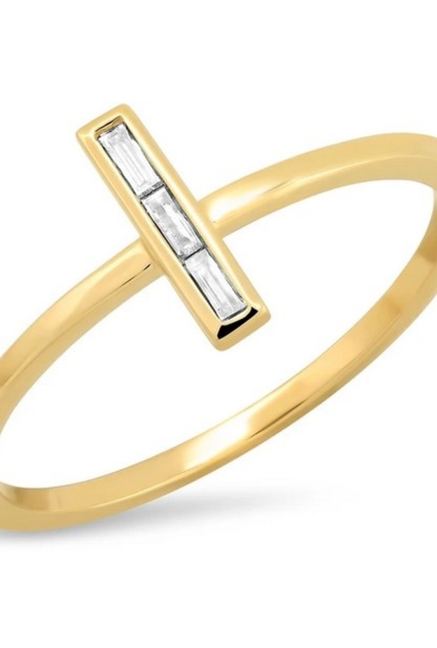 خاتم Hera Baguette Diamond Bar من Sig Ward jewelry