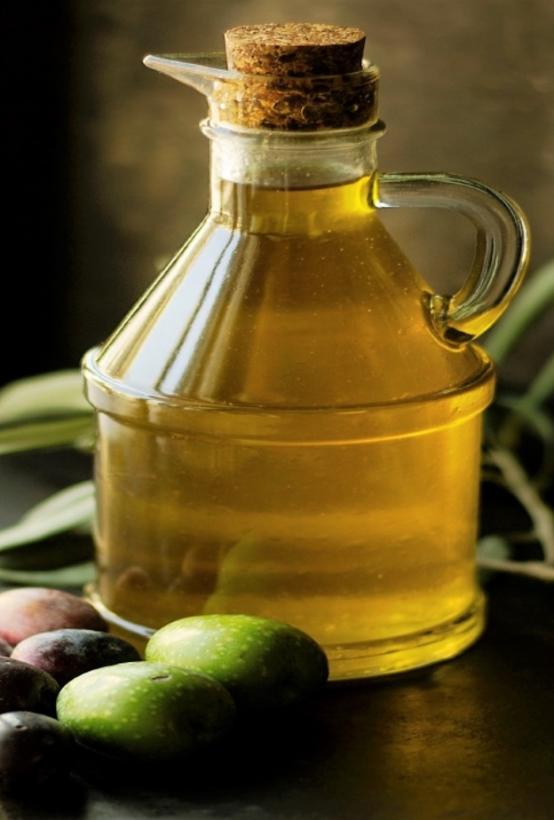 زيت الزيتون وعلاقته بسرطان الثدي