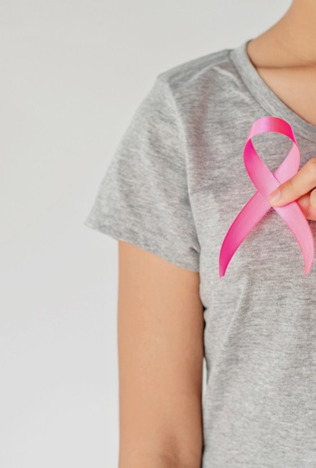 ماهي العلامات الأولى لسرطان الثدي الالتهابي