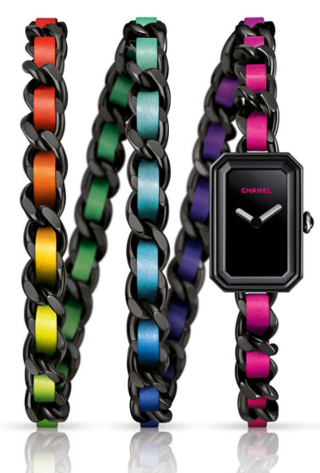 ساعة من شانيل CHANEL